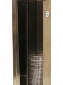 Petri Dish Feed Rack